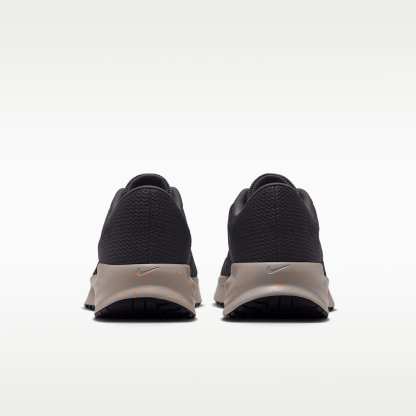 Nike Run Defy Straßenlaufschuh (Herren) – Medium Ash/Off Noir/Cream II/Schwarz