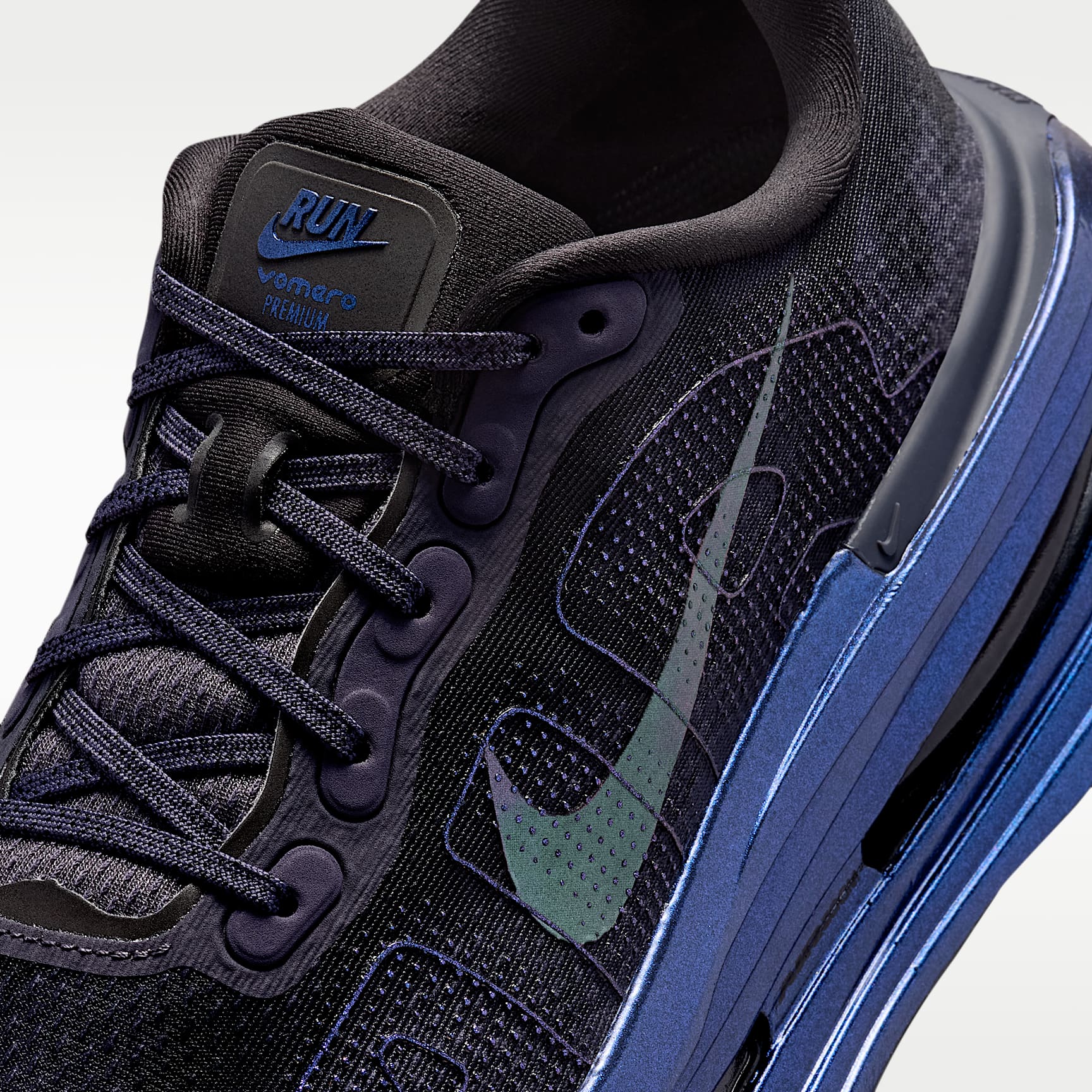 Nike Vomero Premium Straßenlaufschuh (Herren) – Gridiron/Schwarz/Multi-Color