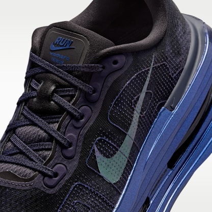 Nike Vomero Premium Straßenlaufschuh (Herren) – Gridiron/Schwarz/Multi-Color
