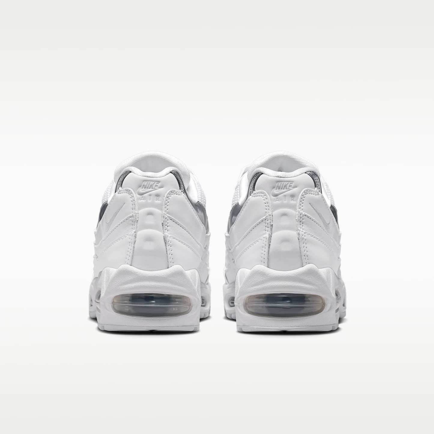 Nike Air Max 95 SE Schuh (Damen) – Weiß/Light Charcoal/Metallic Silver/Pure Platinum