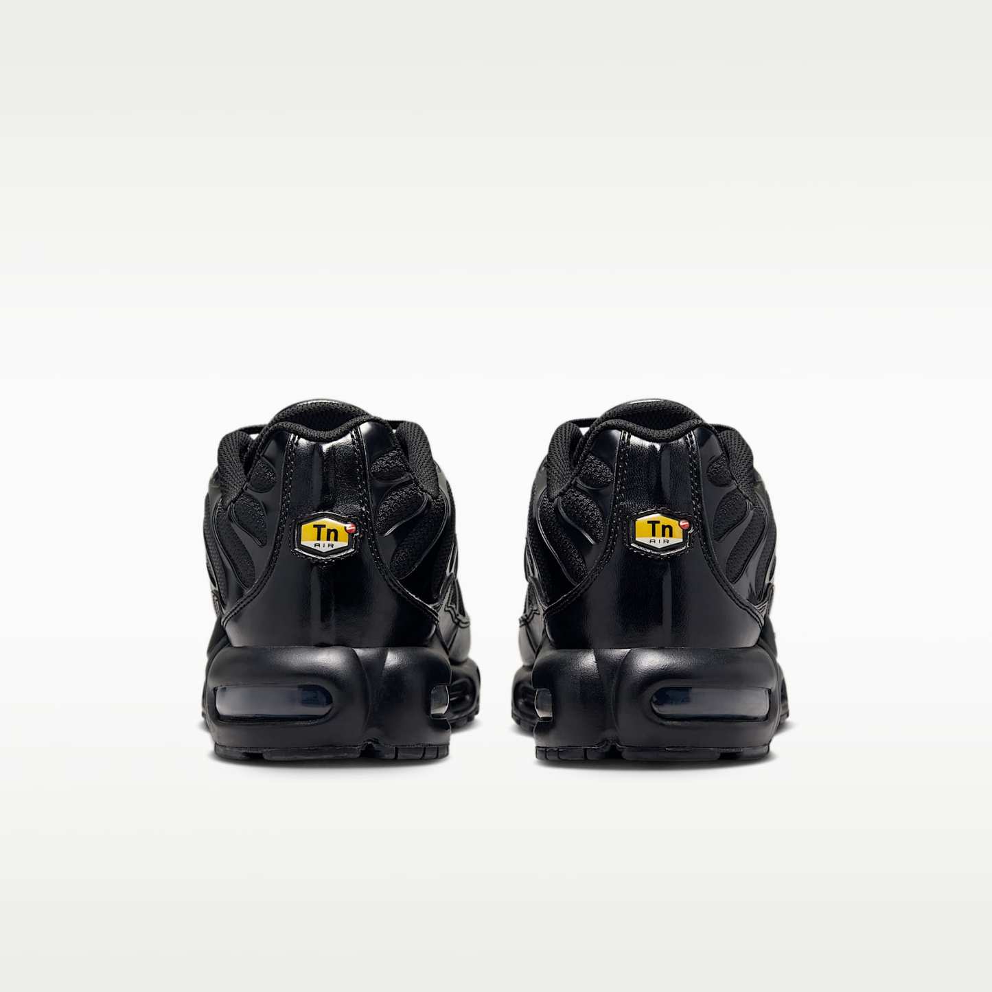 Nike Air Max Plus Herrenschuh – Schwarz/Schwarz/Schwarz