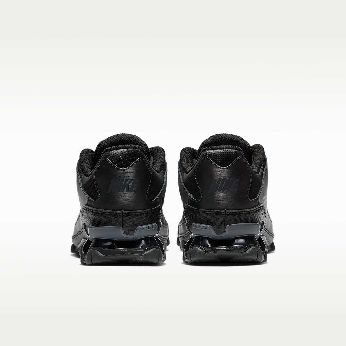 Nike Reax 8 TR Workout-Schuh für Herren – Schwarz/Anthracite/Schwarz