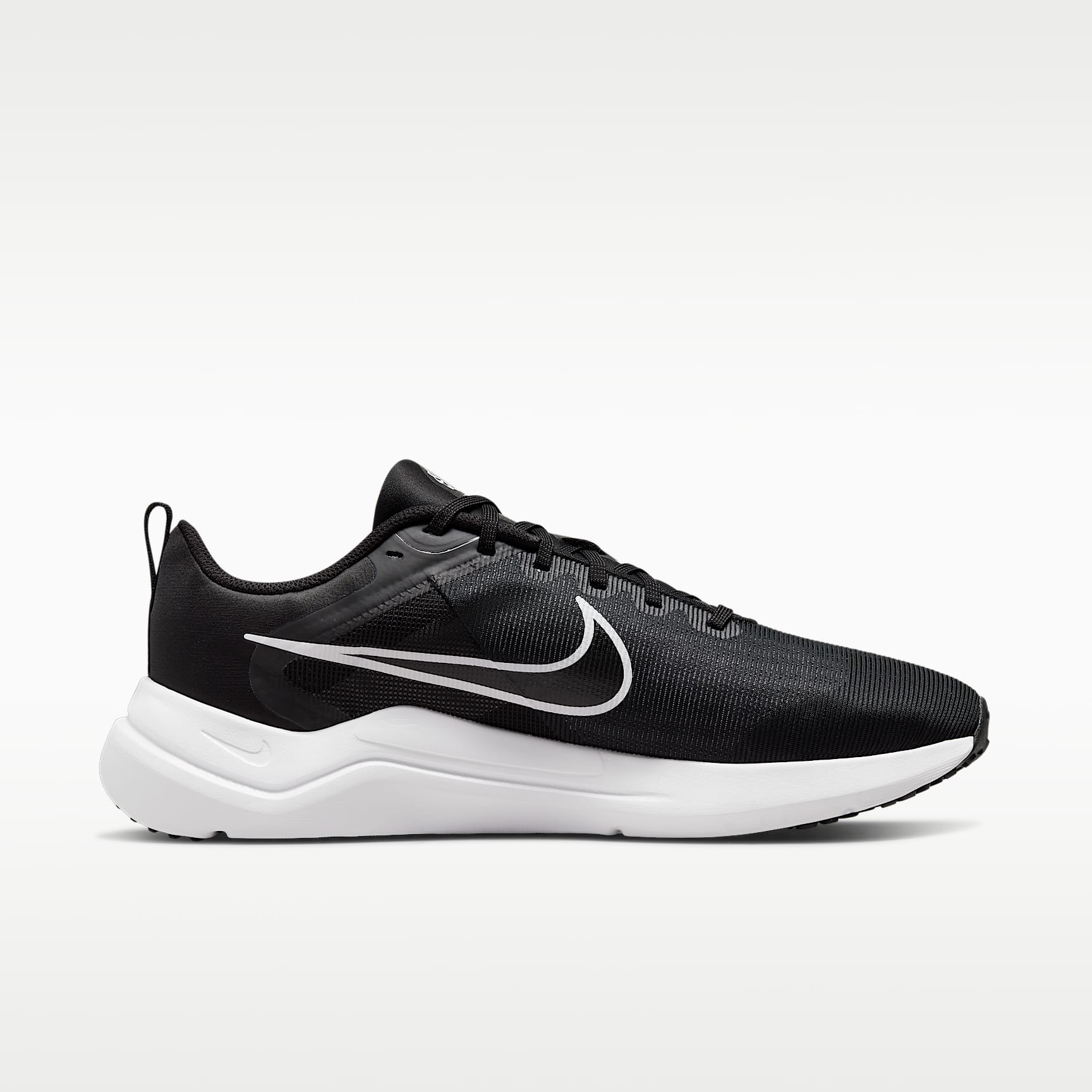 Nike Downshifter 12 Herren-Laufschuh – Schwarz/Dark Smoke Grey/Pure Platinum/Weiß