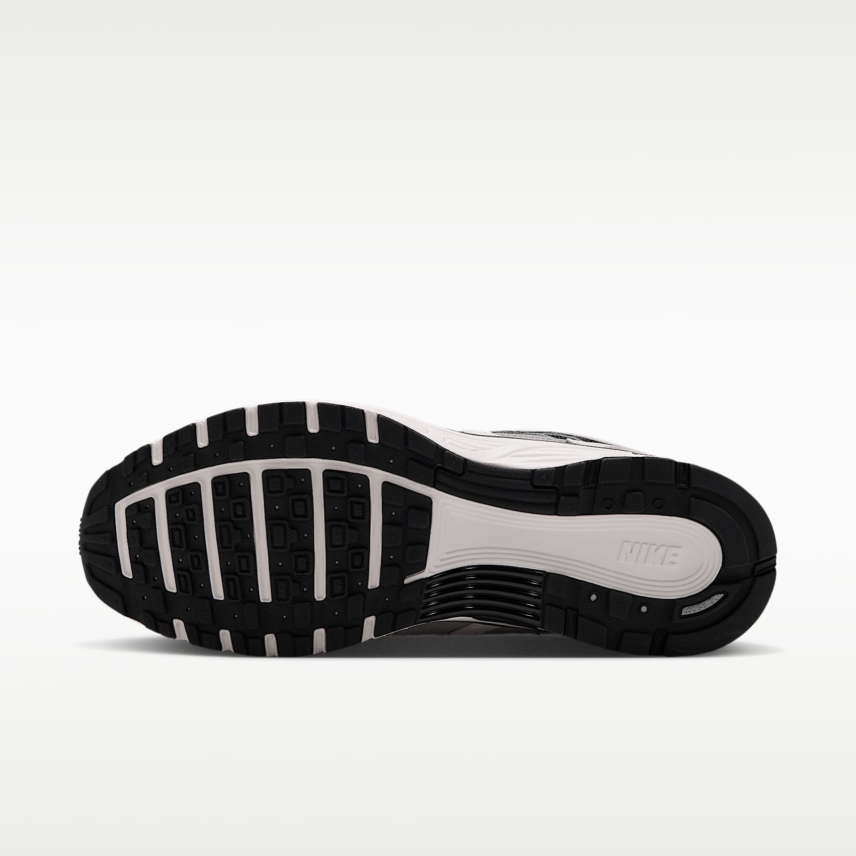 Nike P-6000 Schuh (Herren) – Light Smoke Grey/Anthracite/Schwarz/Sail