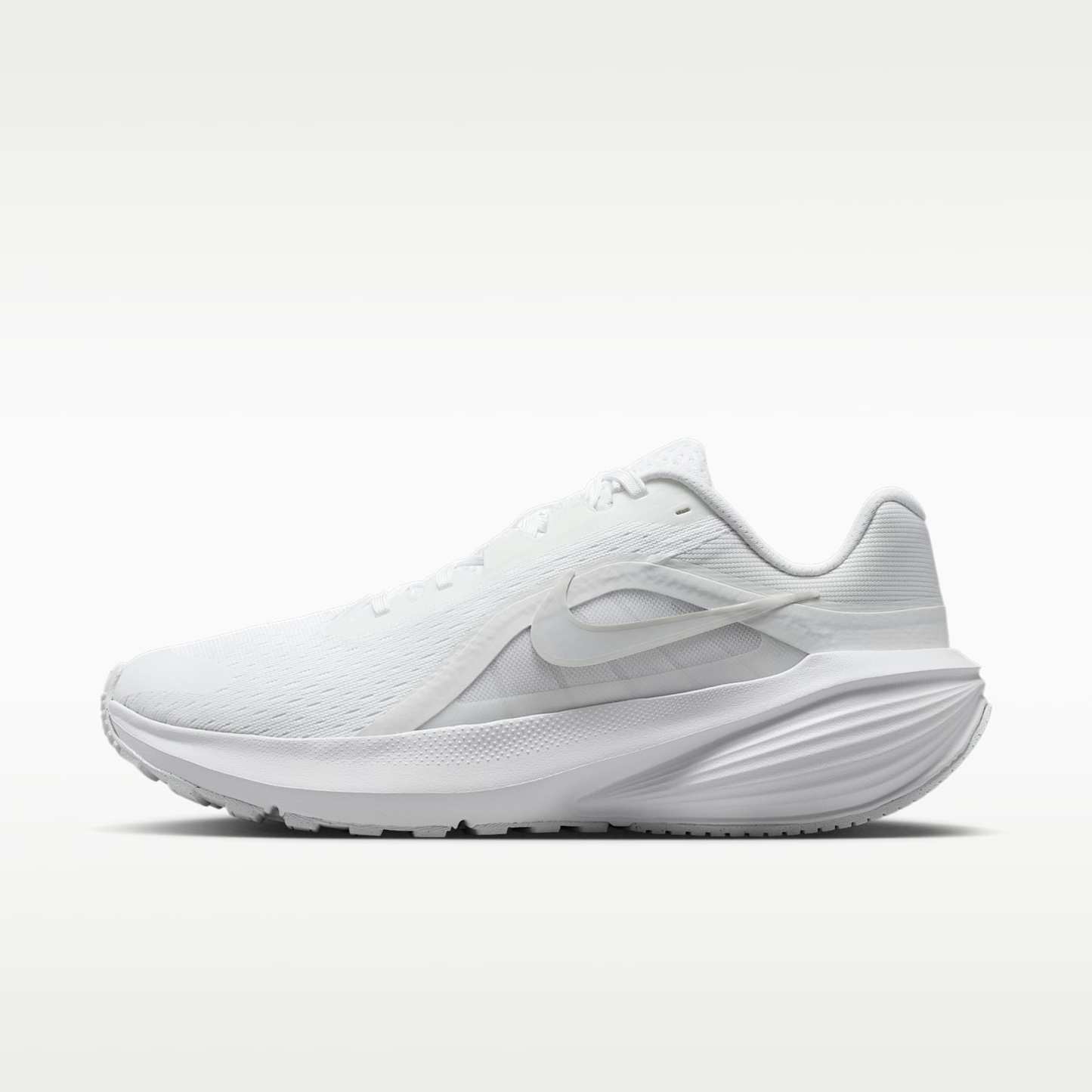 Nike Downshifter 14 Straßenlaufschuh (Damen) – Weiß/Weiß