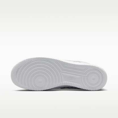 Nike Air Force 1 Low Retro Premium Schuh (Herren) – Summit White/Team Red/Metallic Silver/Summit White