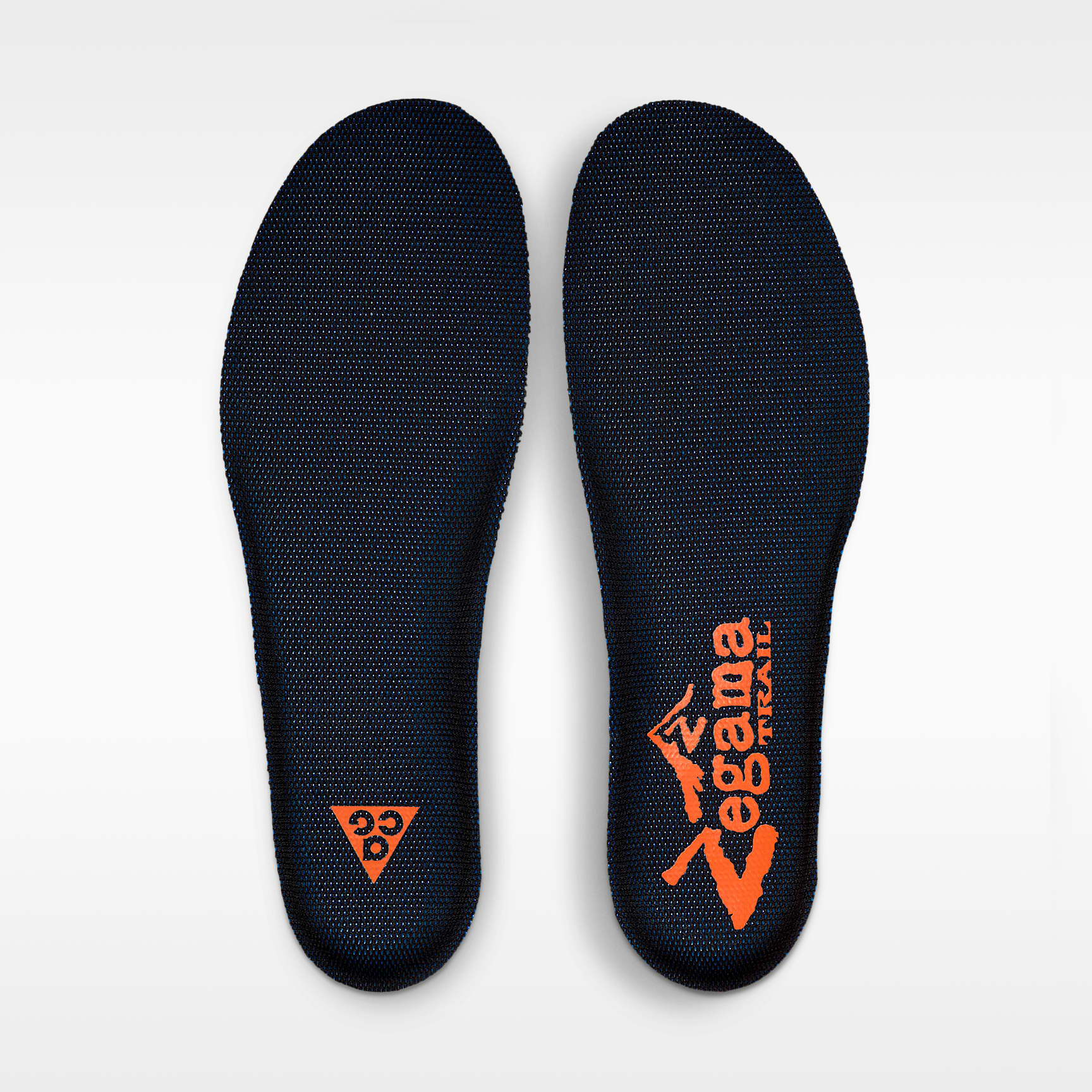ACG Zegama Trail Traillaufschuh (Damen) – Schwarz/Safety Orange/Anthracite/Summit White