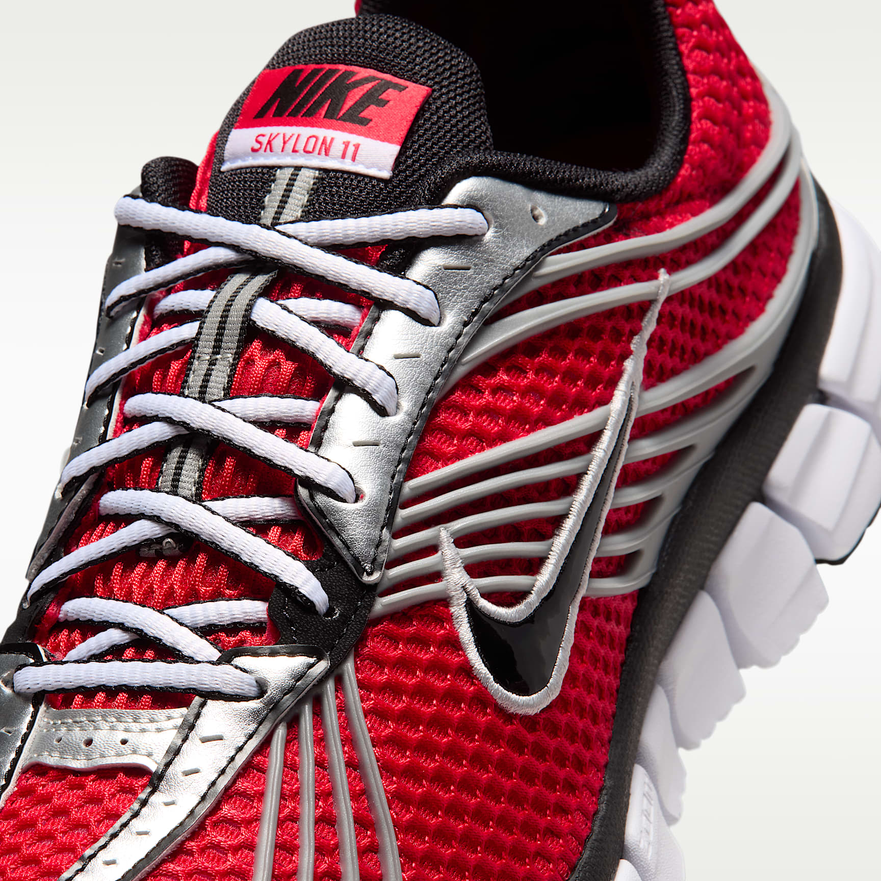 Nike Zoom Skylon 11 Schuh – University Red/Metallic Silver/Weiß/Schwarz