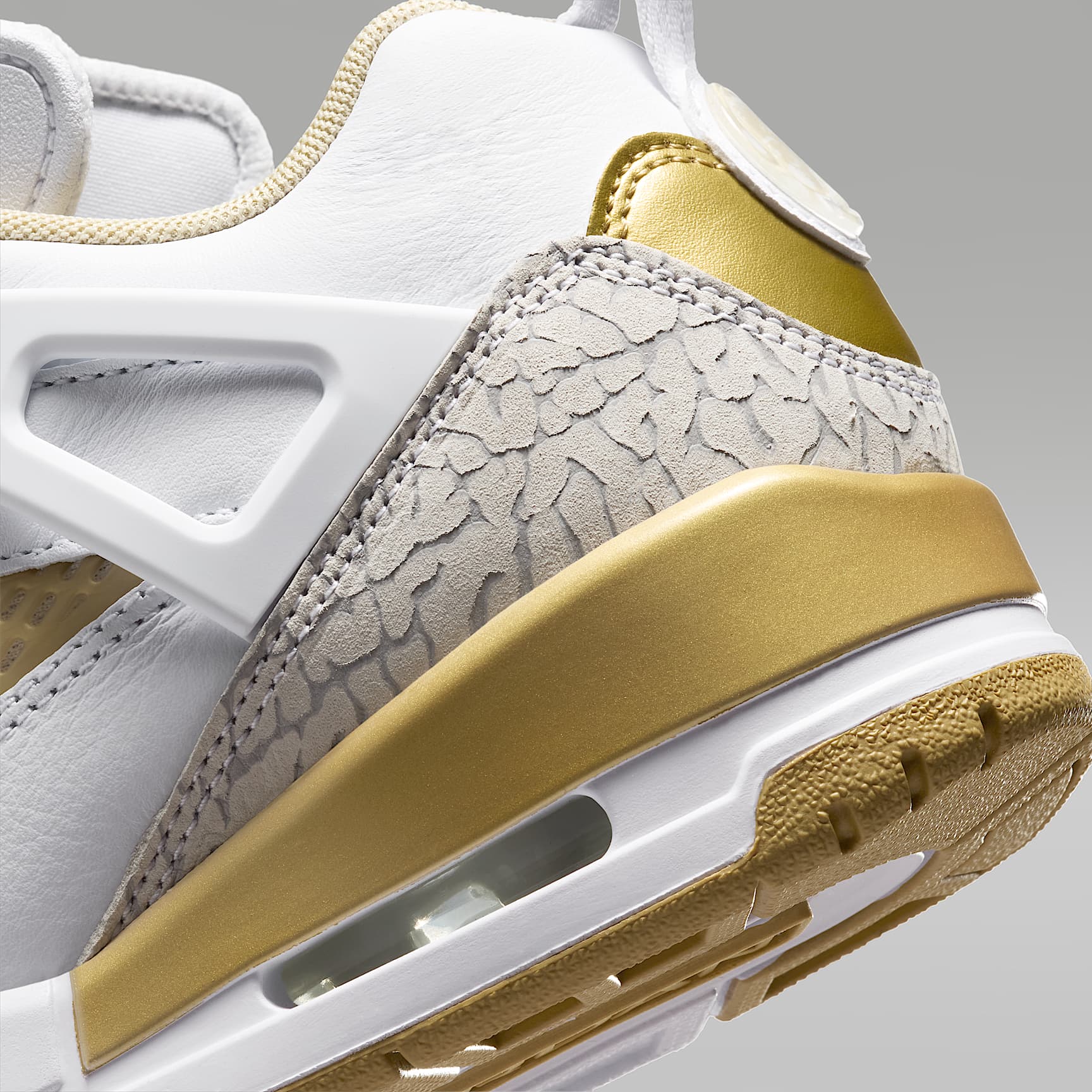 Jordan Spizike Low Schuh (Damen) – Weiß/Neutral Grey/Team Gold/Metallic Gold