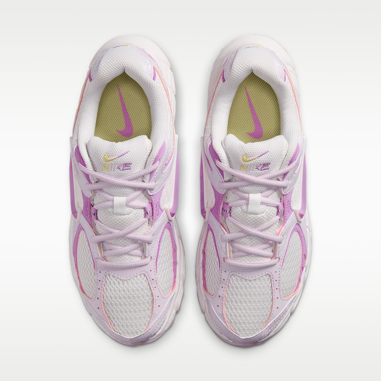 Nike V5 RNR Schuh (Damen) – Summit White/Bleached Lilac/Soft Yellow/Light Magenta
