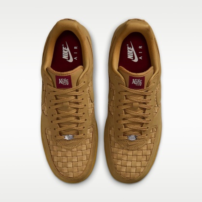 Nike Air Force 1 Low Retro Premium Schuh (Herren) – Wheat/Sail/Team Red/Wheat