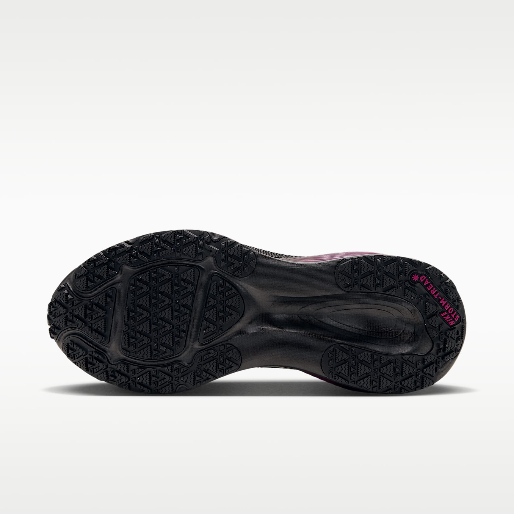 Nike Vomero 18 GORE-TEX Wasserdichter Straßenlaufschuh mit reflektierenden Designakzenten (Damen) – Schwarz/True Berry/Purple Pulse/Metallic Silver