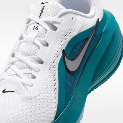 Nike Downshifter 14 Straßenlaufschuh (Herren) – Weiß/Bright Spruce/Schwarz/Metallic Silver