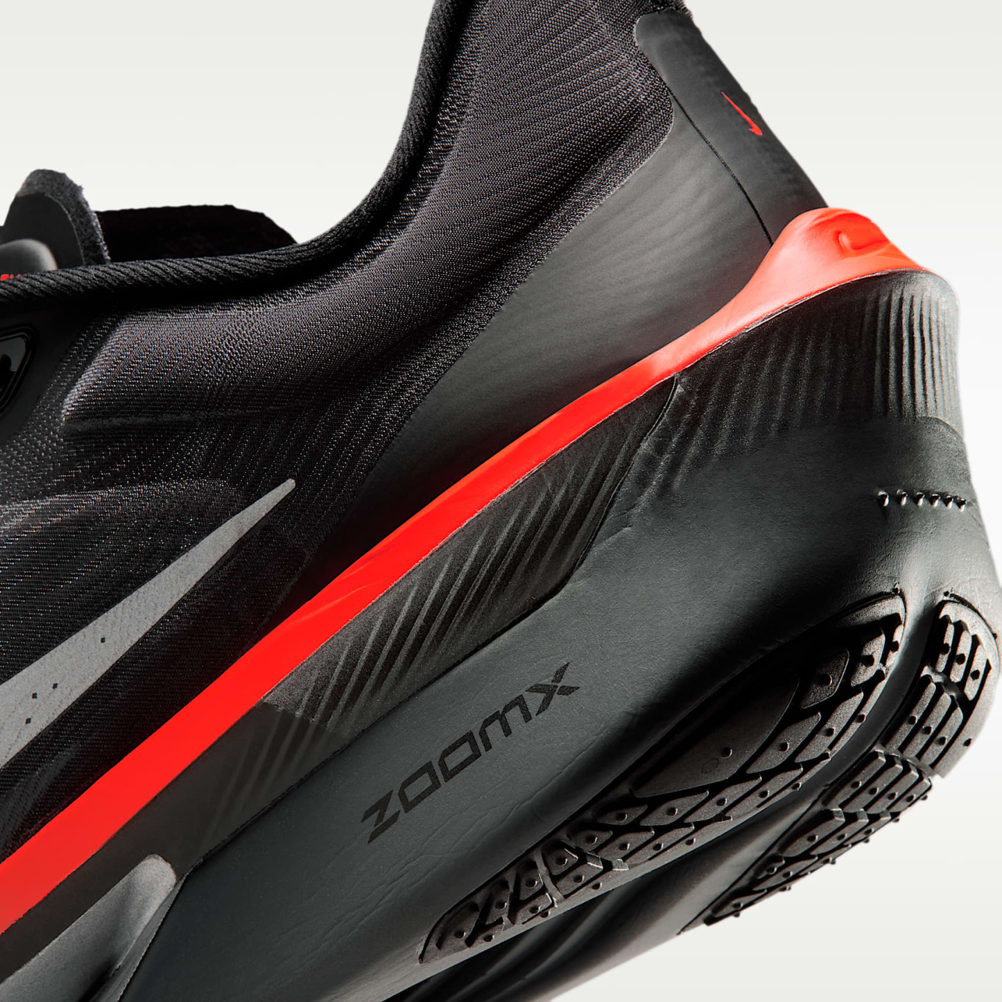 Nike Zoom Fly 6 Straßenlaufschuh für Wettkämpfe (Herren) – Schwarz/Bright Crimson/Wolf Grey/Metallic Silver