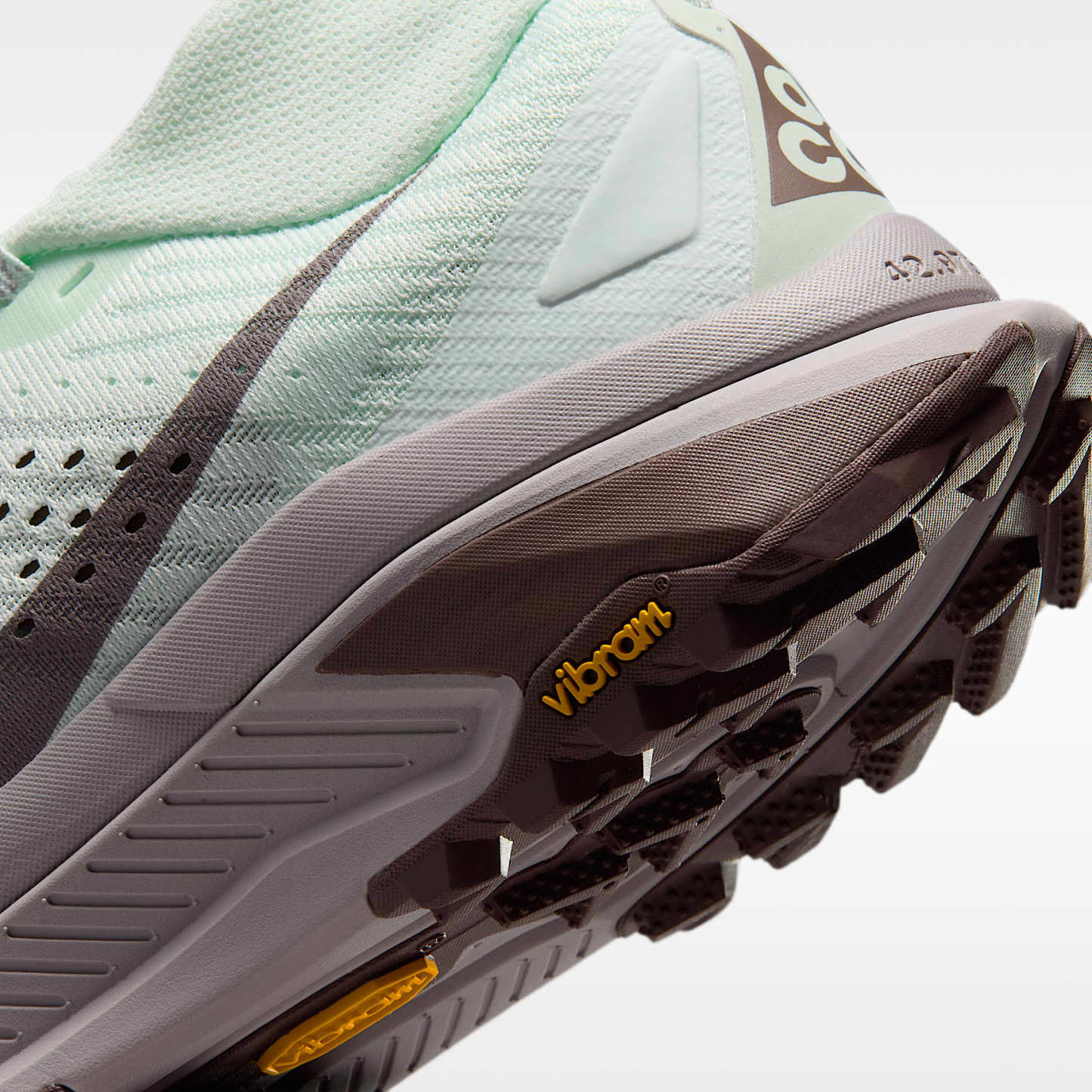 ACG Zegama Trail Traillaufschuh (Damen) – Barely Green/Tattoo/Silver Lilac