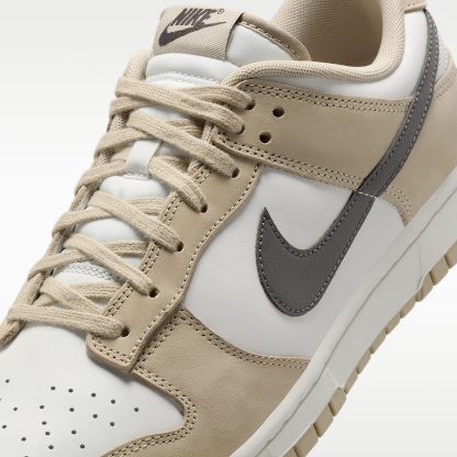 Nike Dunk Low Schuh (Herren) – Desert Khaki/Summit White/Medium Ash