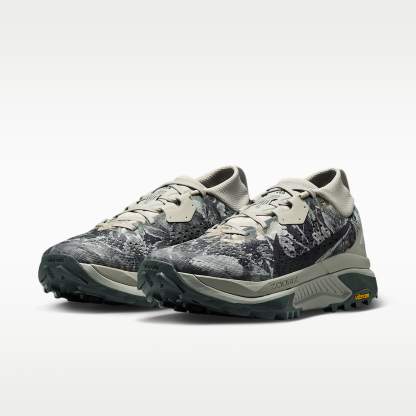 ACG Zegama Trail Traillaufschuh (Damen) – Spruce Fog/Sea Glass/Schwarz/Black Spruce