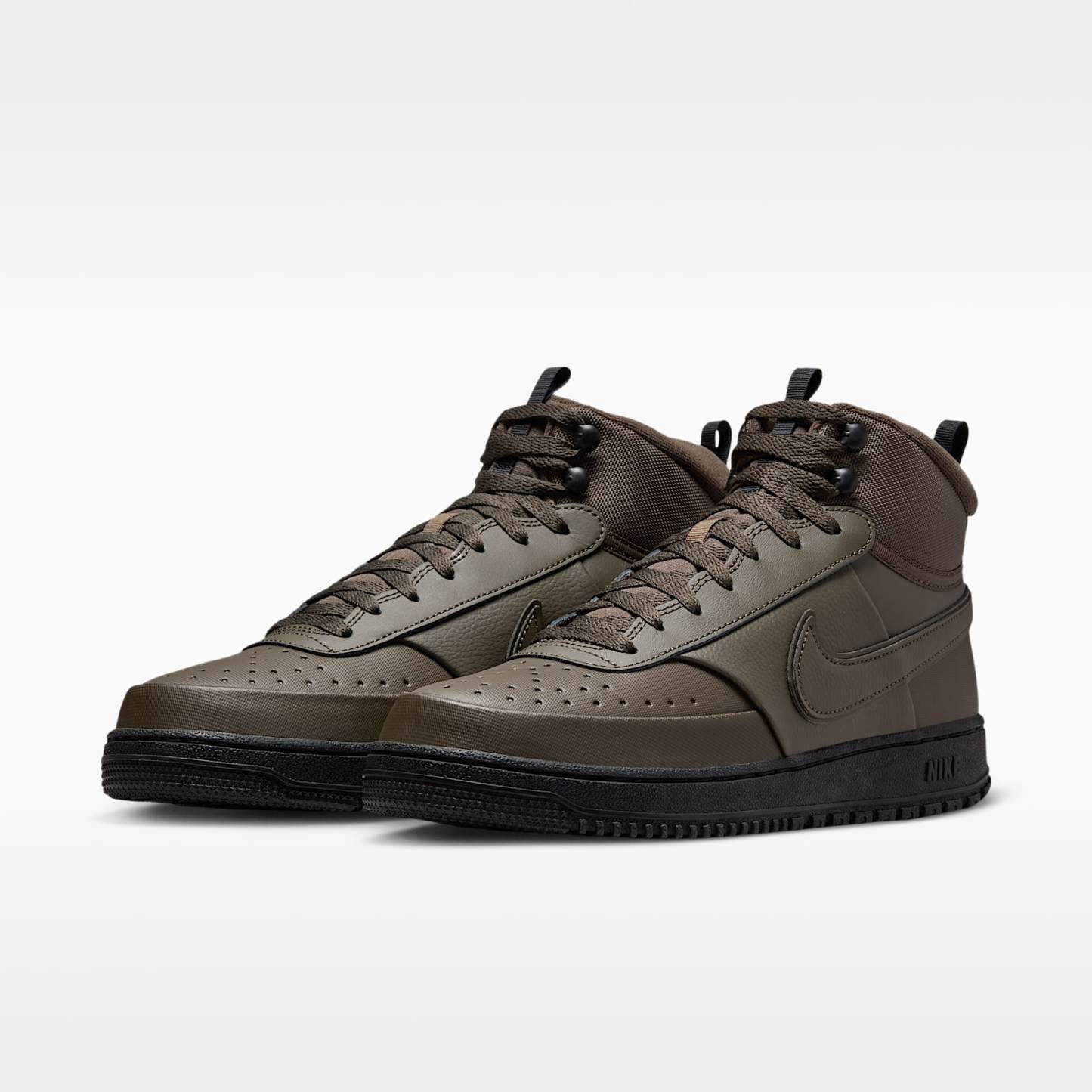 Nike Court Vision Mid winterfester Schuh (Herren) – Dark Hazel/Schwarz/Saffron Quartz/Dark Hazel