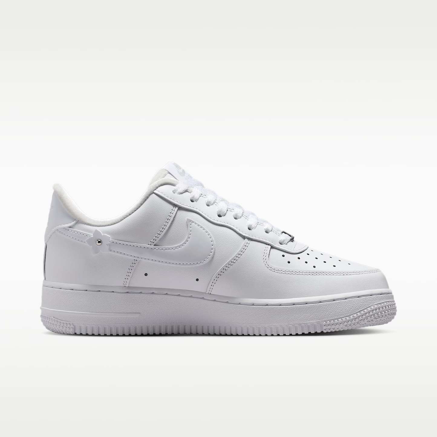 Nike Air Force 1 '07 "Florette" Schuh (Damen) – Weiß/Wolf Grey/Metallic Silver/Weiß