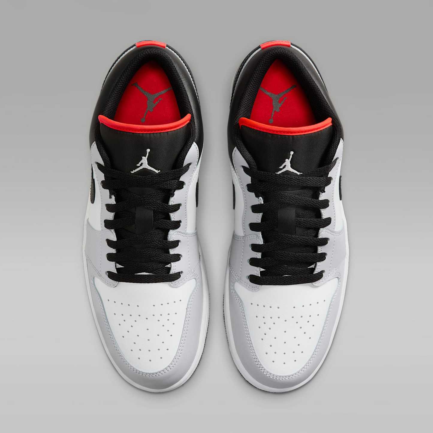 Air Jordan 1 Low Herrenschuh – Neutral Grey/Summit White/Infrared 23/Schwarz