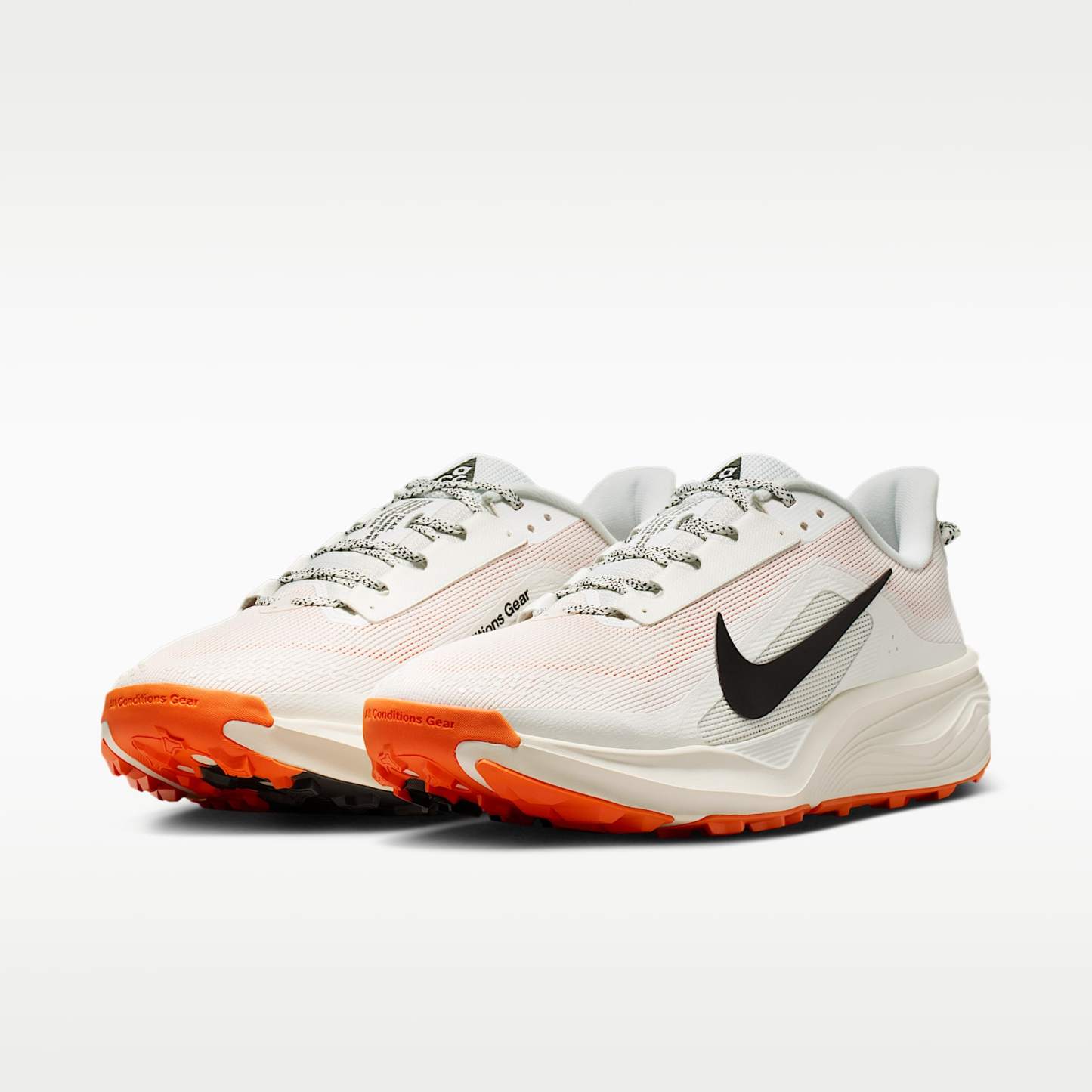 Nike ACG Pegasus Trail Traillaufschuh (Herren) – Summit White/Phantom/Safety Orange/Schwarz