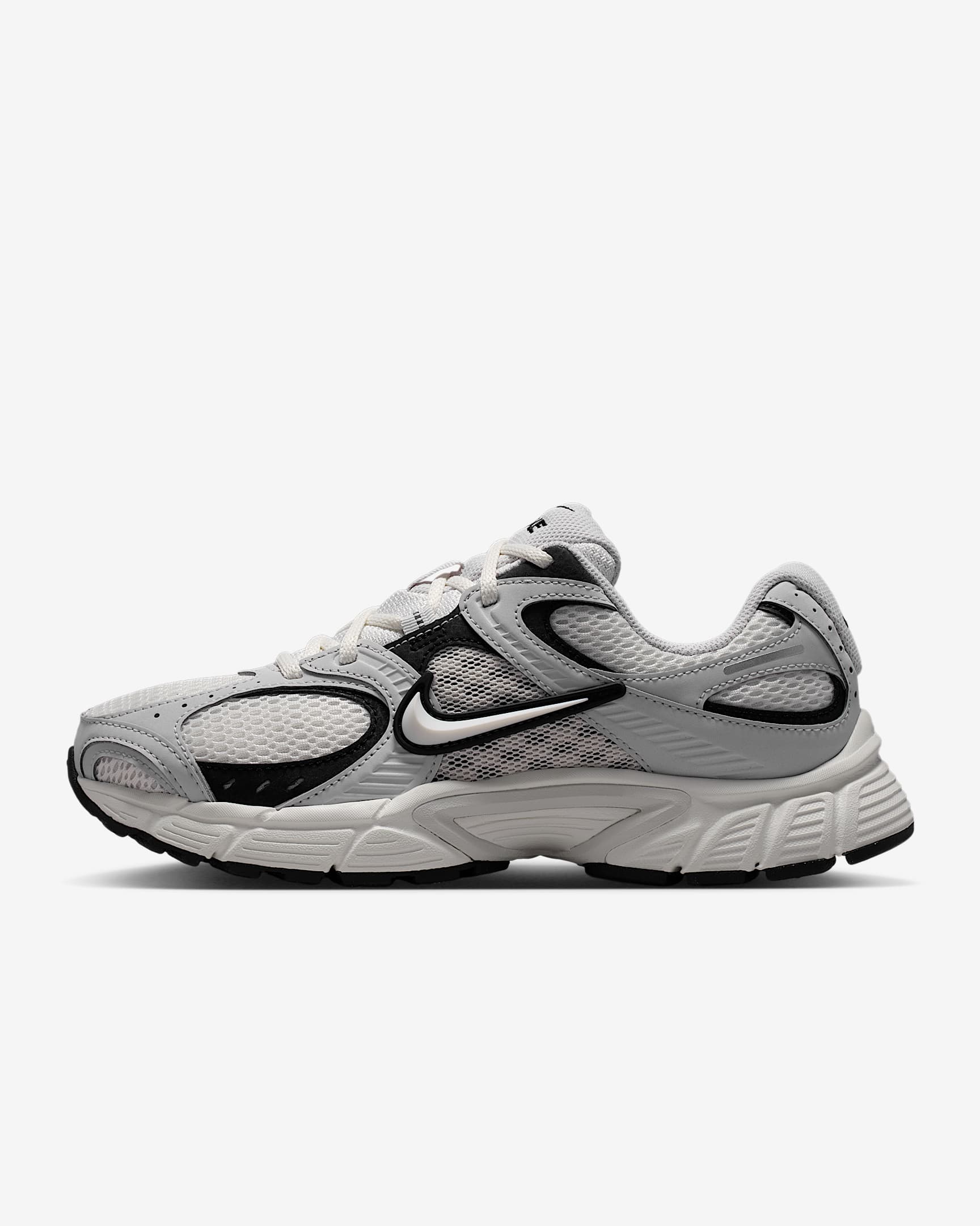 Nike V5 RNR Schuh (Damen) – Sail/Schwarz/Vast Grey/Sail