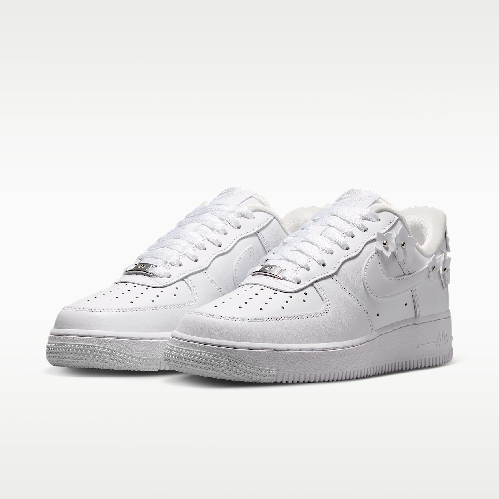 Nike Air Force 1 '07 "Florette" Schuh (Damen) – Weiß/Wolf Grey/Metallic Silver/Weiß