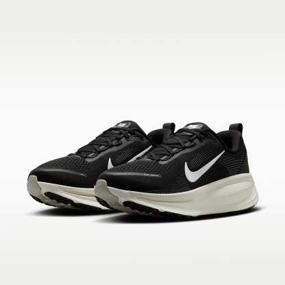 Nike Vomero 18 Straßenlaufschuh (Damen) – Schwarz/Coconut Milk/Light Iron Ore/Summit White