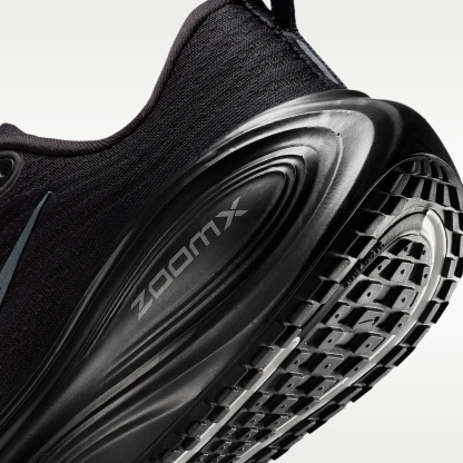 Nike Vomero Plus Straßenlaufschuh (Damen) – Schwarz/Metallic Dark Grey/Cool Grey/Dark Smoke Grey