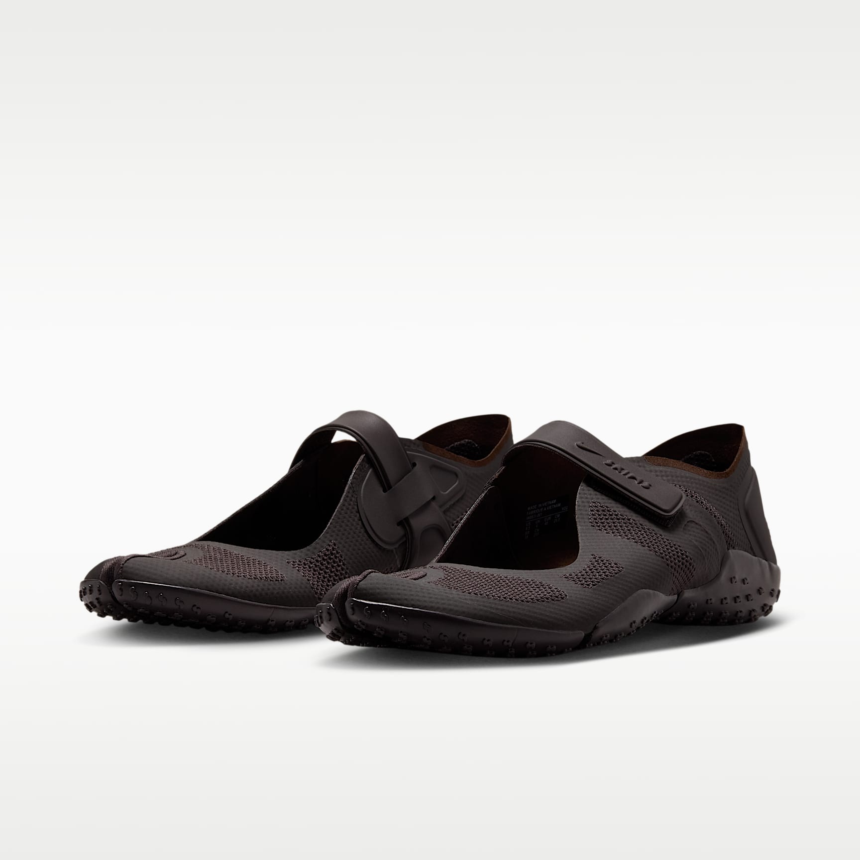 NikeSKIMS Rift Mesh Schuh (Damen) – Tar/Tar/Tar