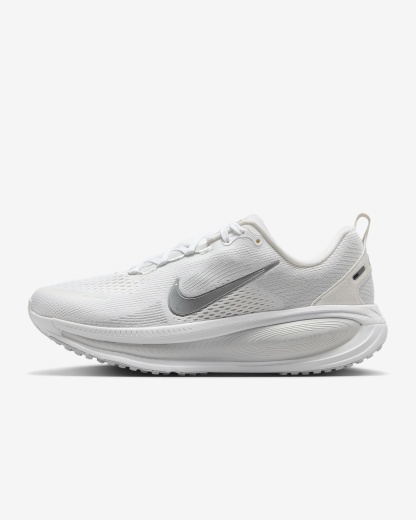 Nike Vomero 18 Straßenlaufschuh (Damen) – Weiß/Photon Dust/Summit White/Metallic Silver