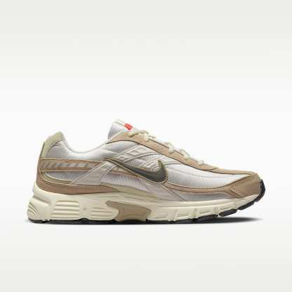 Nike Initiator Schuh (Herren) – Light Bone/Limestone/Olive Aura/Cargo Khaki