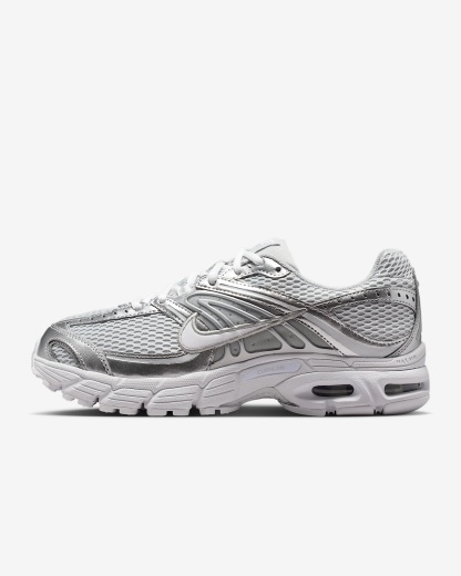 Nike Air Max Moto 2K Schuh mit reflektierenden Akzenten (Damen) – Grey Fog/Metallic Silver/Weiß