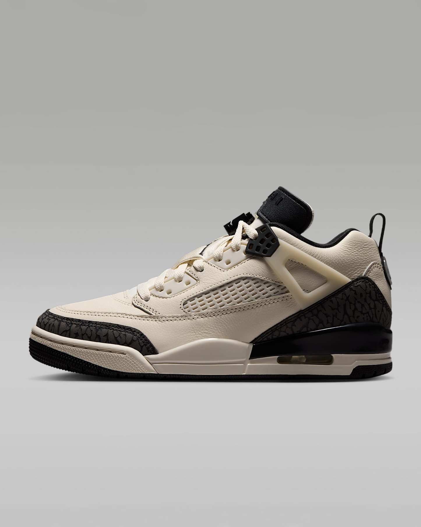 Jordan Spizike Low Schuh (Damen) – Chalk/Chalk/Medium Ash/Off Noir