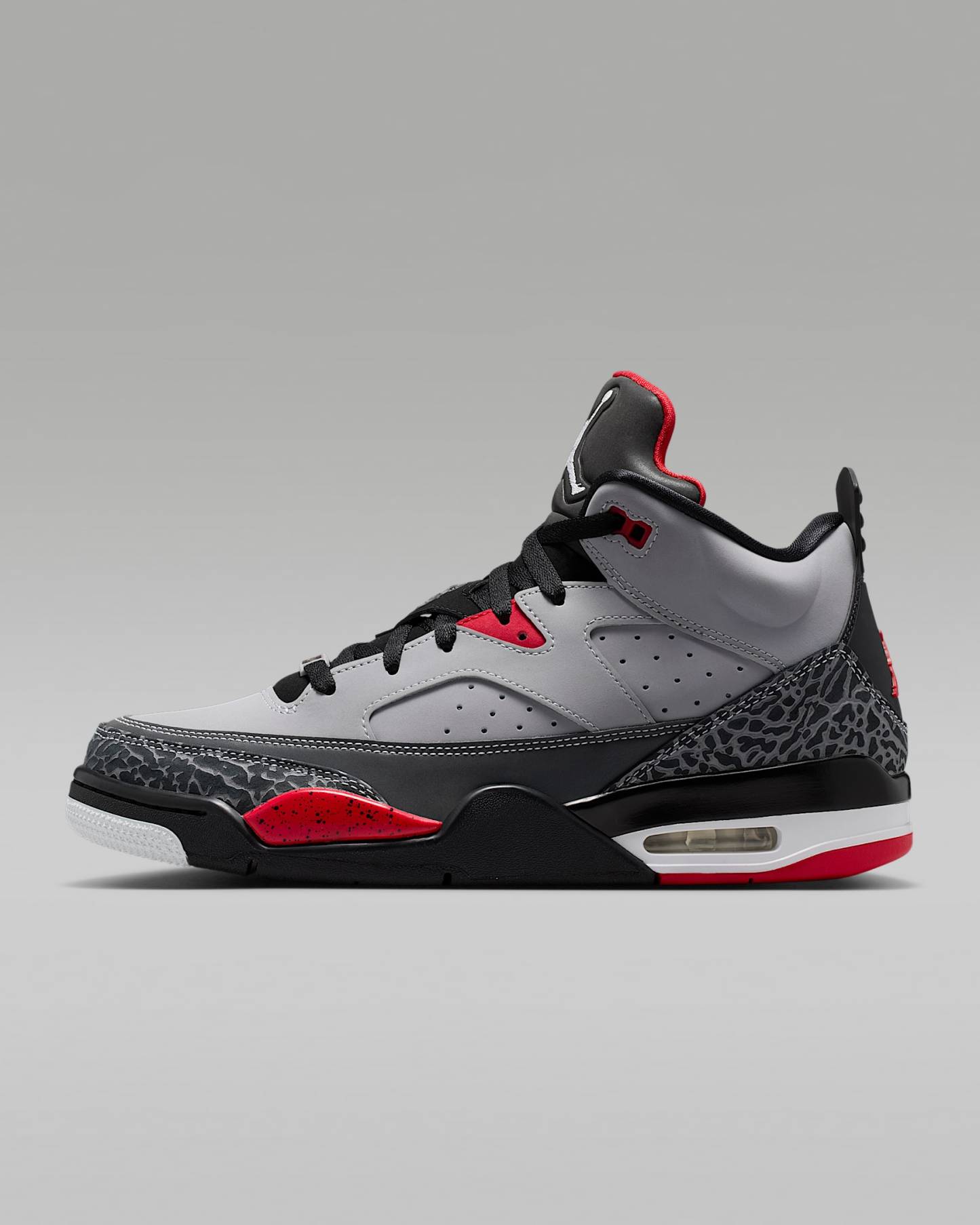Jordan Son of Mars Low Herrenschuh – Cement Grey/Schwarz/Fire Red/Weiß