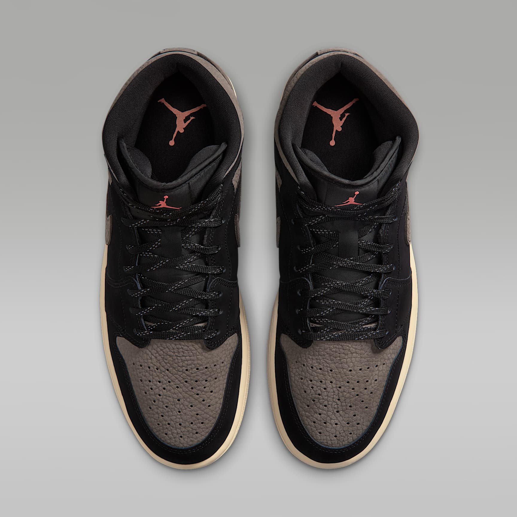 Air Jordan 1 Mid SE Schuh (Herren) – Schwarz/Light Wild Mango/Olive Grey