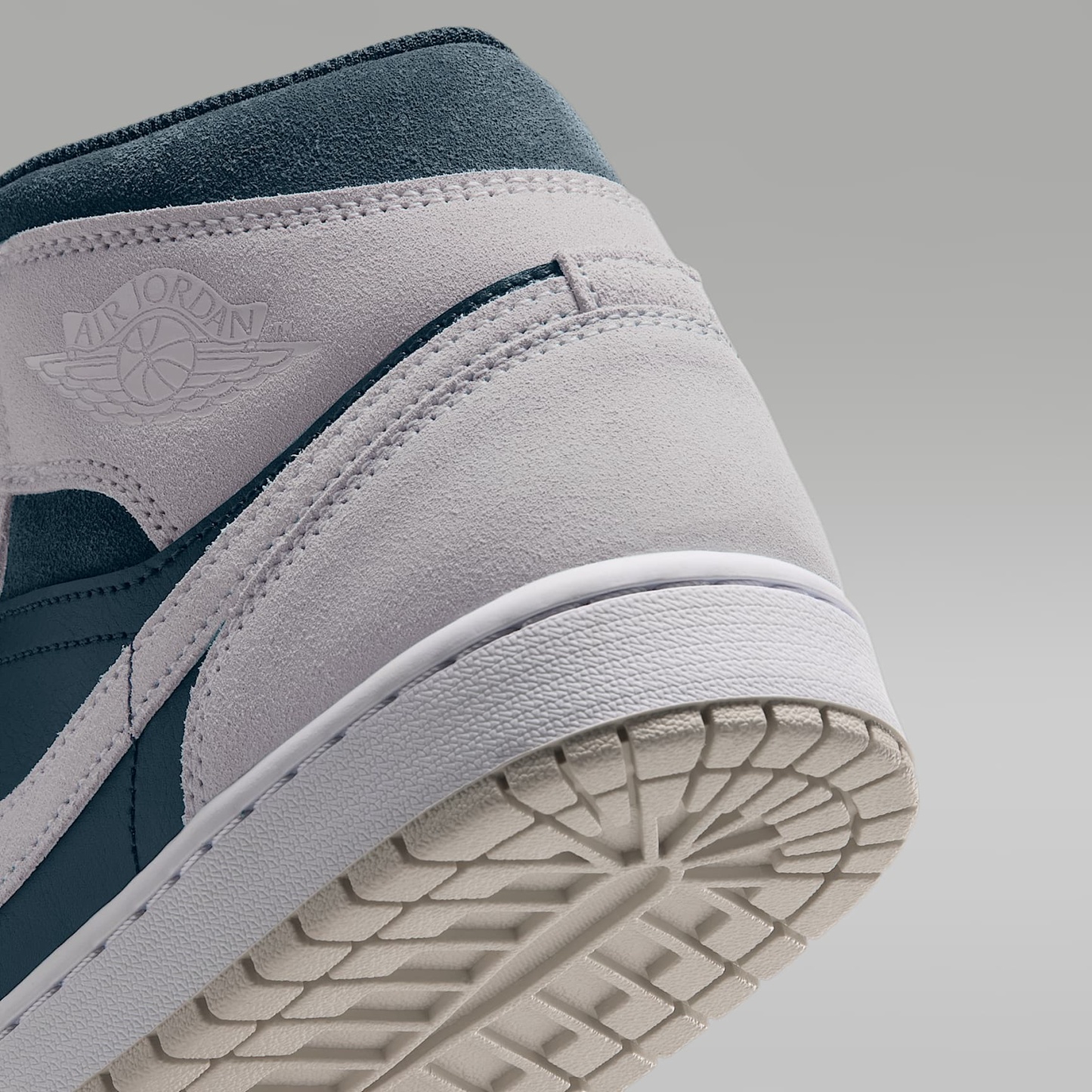 Air Jordan 1 Mid Herrenschuh – Light Orewood Brown/Midnight Spruce/Weiß/Pale Ivory