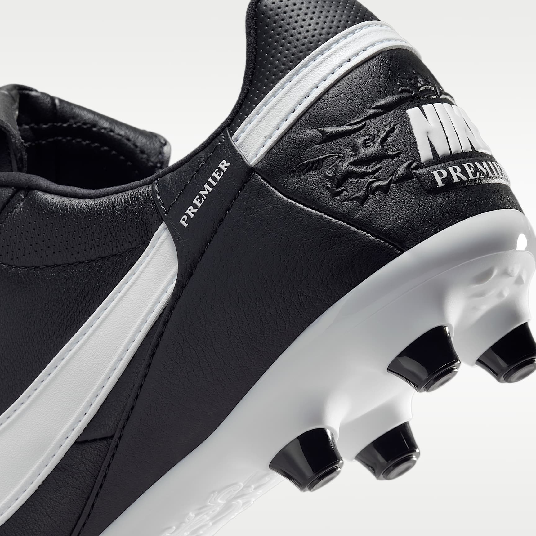 Nike Premier 3 FG Low-Top Fußballschuh – Schwarz/Weiß