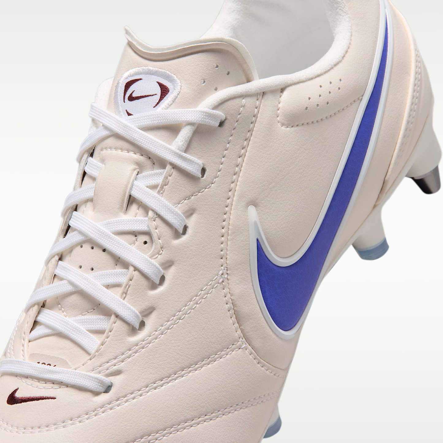 Nike Tiempo Ligera Pro Low-Top-Fußballschuh für weichen Rasen – Chalk/Weiß/Racer Blue