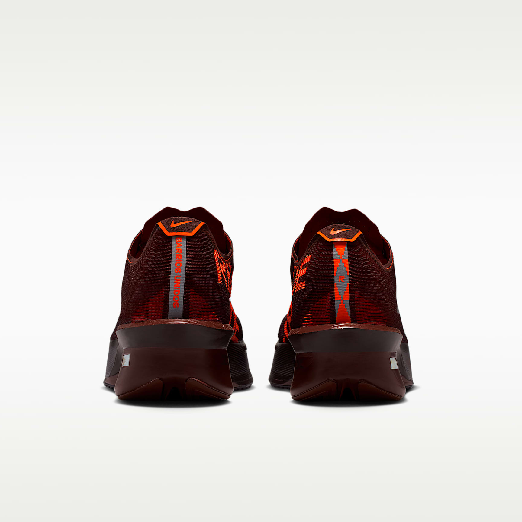 Nike Vaporfly 4 x Renegade Straßenlaufschuh für Wettkämpfe (Herren) – Brown Basalt/Bronze Eclipse/Burgundy Ash/Hyper Crimson