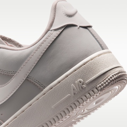 Nike Air Force 1 Retro Premium Damenschuhe – Light Bone/Sail