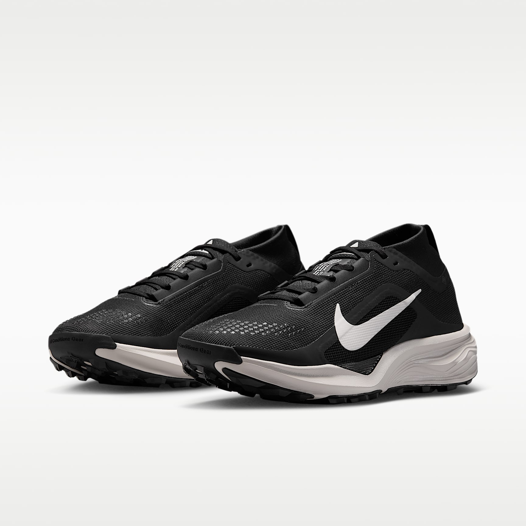 ACG Pegasus Trail GORE-TEX wasserfester Traillaufschuh (Damen) – Schwarz/Light Orewood Brown/Anthracite/Summit White