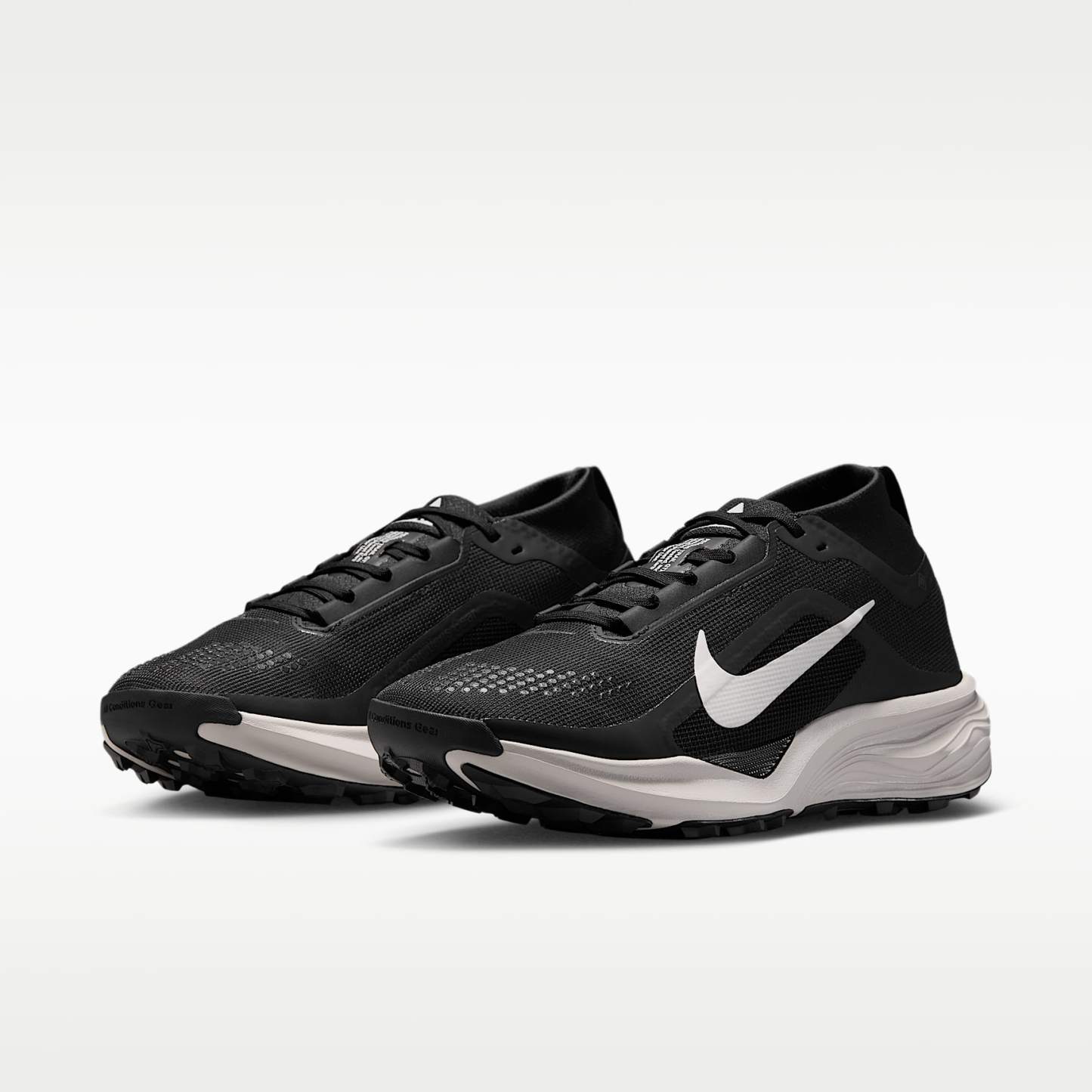 ACG Pegasus Trail GORE-TEX wasserfester Traillaufschuh (Damen) – Schwarz/Light Orewood Brown/Anthracite/Summit White