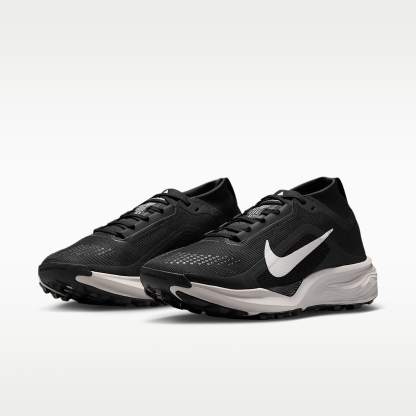 ACG Pegasus Trail GORE-TEX wasserfester Traillaufschuh (Damen) – Schwarz/Light Orewood Brown/Anthracite/Summit White