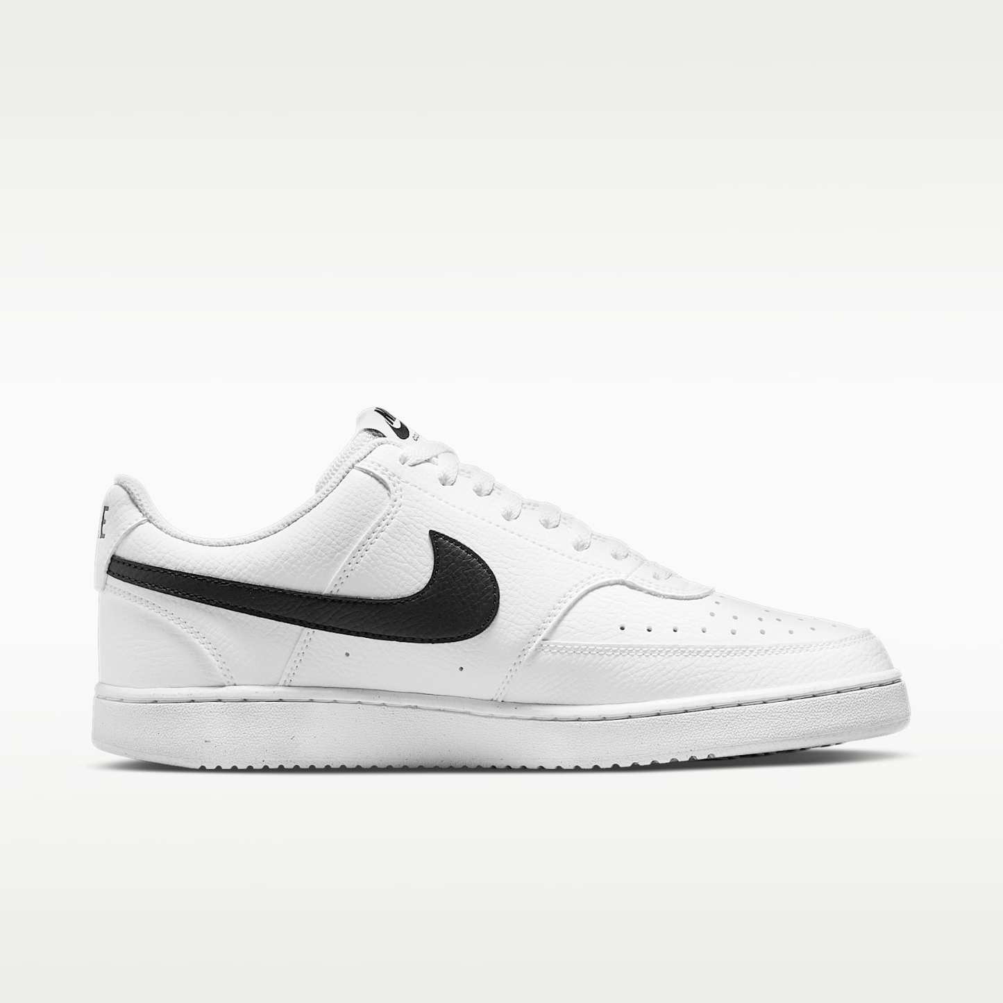 Nike Court Vision Low Next Nature Herrenschuh – Weiß/Weiß/Schwarz
