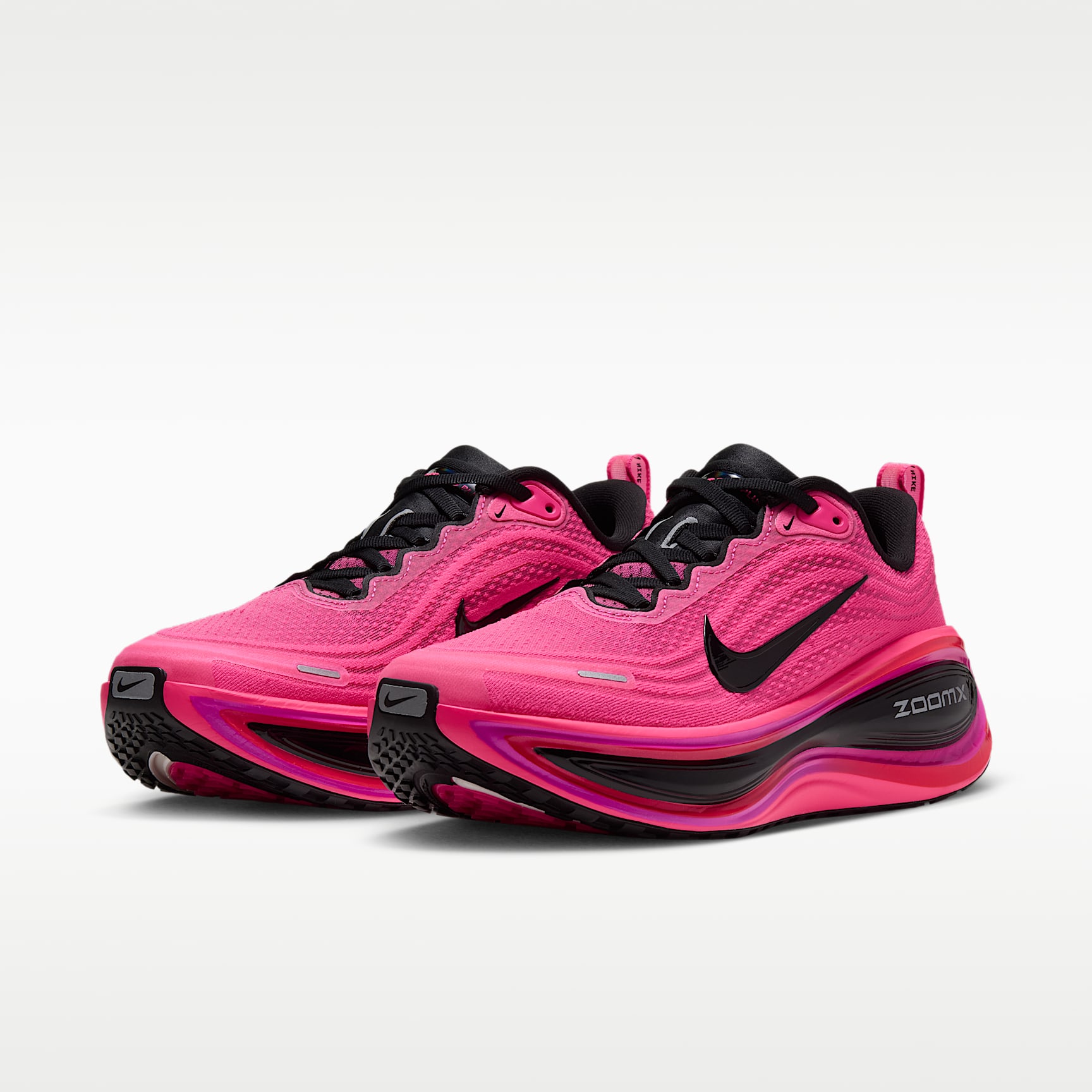 Nike Vomero Plus Straßenlaufschuh (Damen) – Schwarz/Hyper Pink/Fuchsia Blast/Schwarz