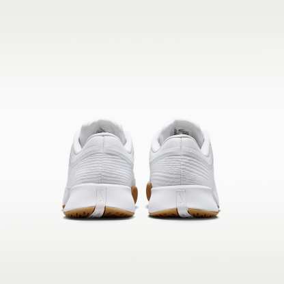 Nike Vapor Pro 3 Clay Court Tennisschuh (Herren) – Weiß/Linen/Linen/Light Orewood Brown