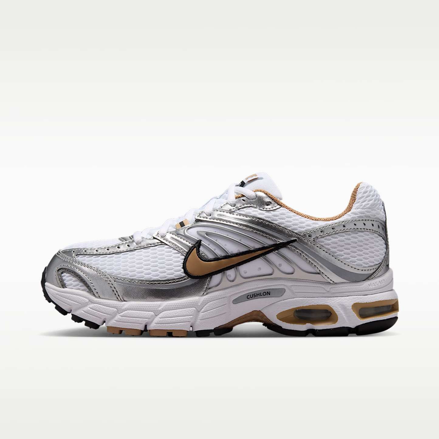 Nike Air Max Moto 2K Schuh mit reflektierenden Akzenten (Damen) – Weiß/Metallic Silver/Schwarz/British Khaki