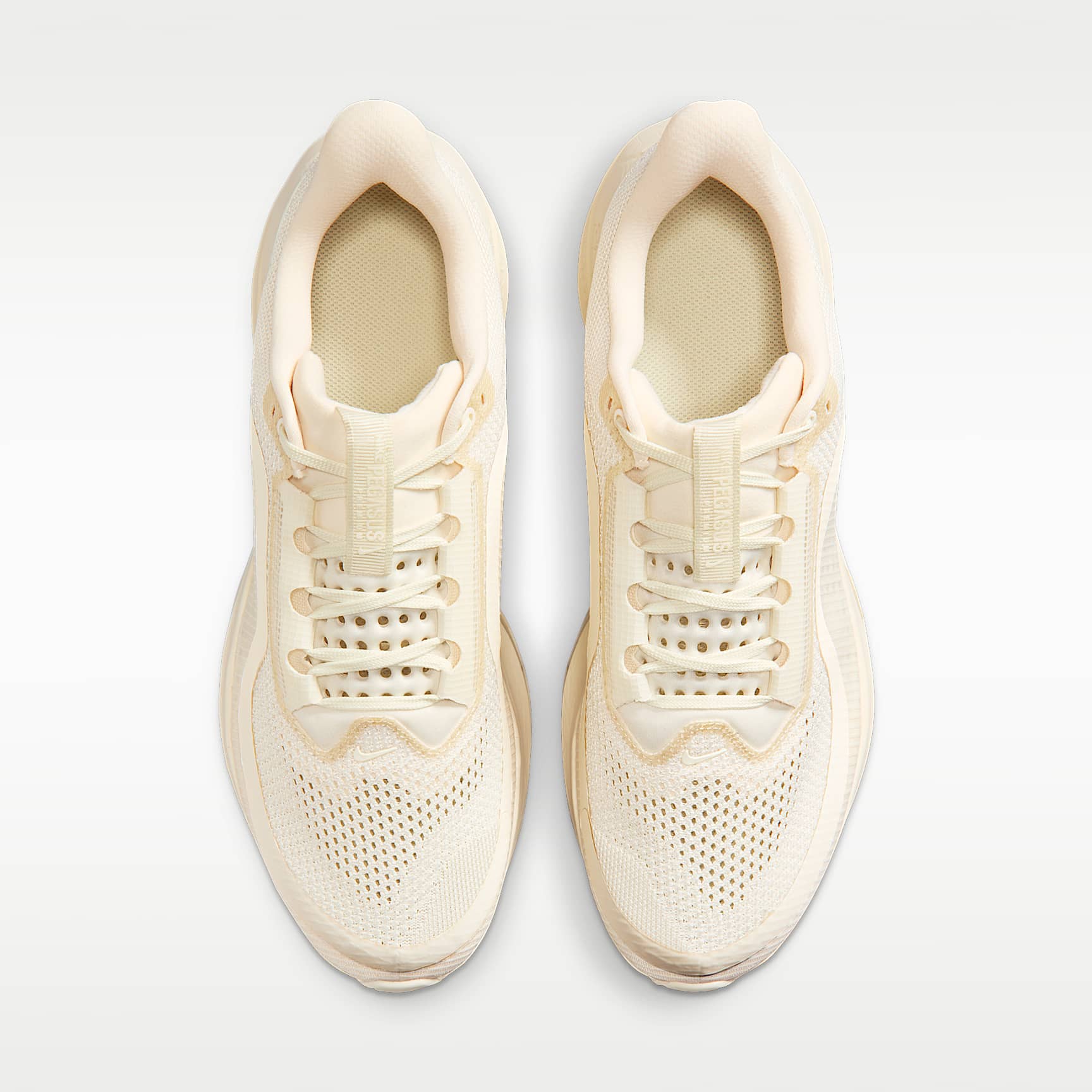 Nike Pegasus Premium Straßenlaufschuh (Herren) – Natural/Natural/Schwarz/Mushroom