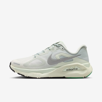 Nike Structure Plus Straßenlaufschuh (Damen) – Light Silver/Coconut Milk/Barely Green/Metallic Silver